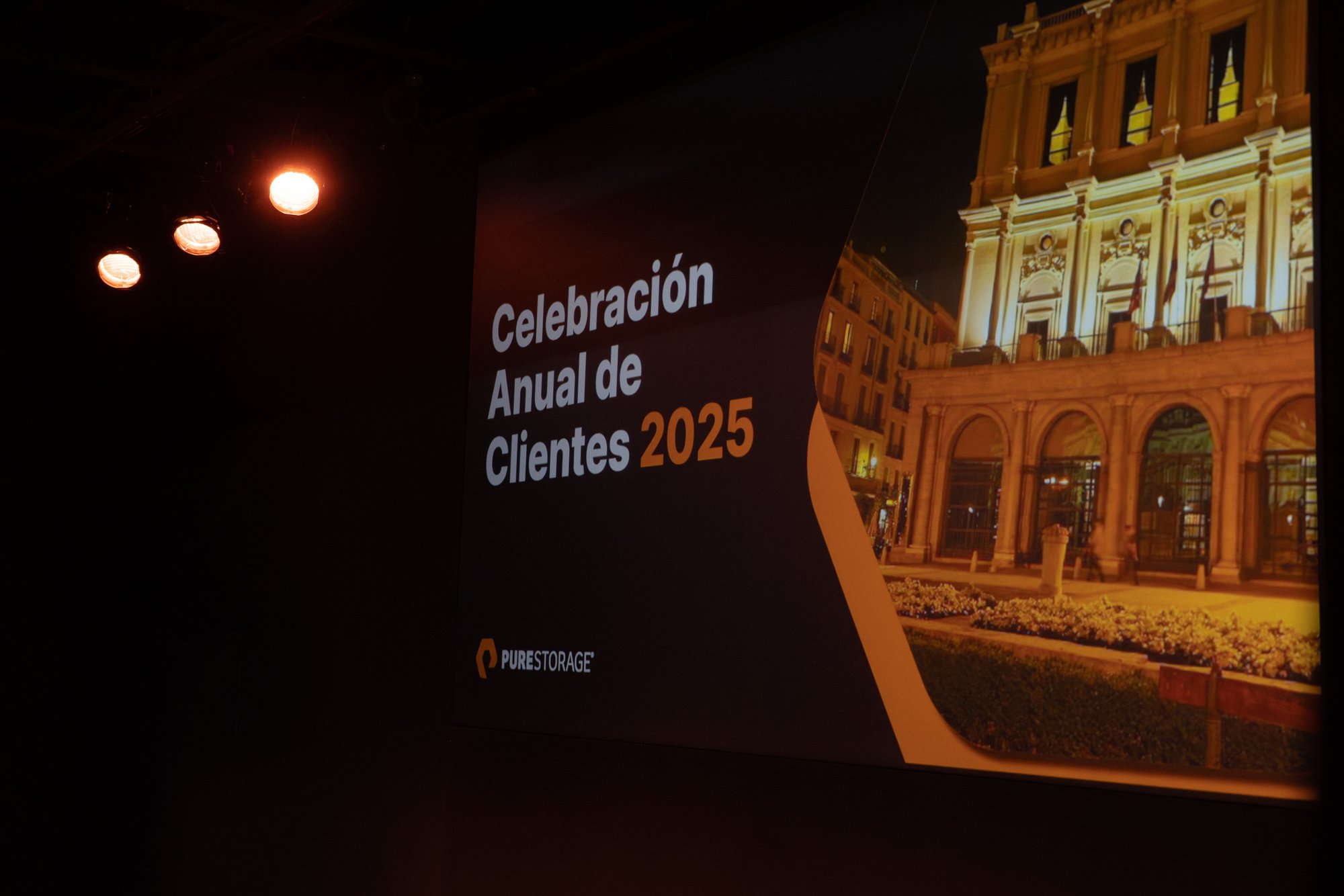 Pure Storage — 8A Visuals